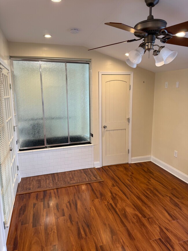 Building Photo - 1665 Central Ave