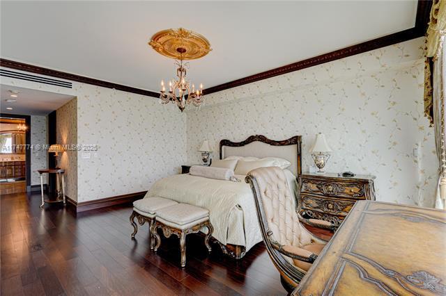 Building Photo - 16047 Collins Ave