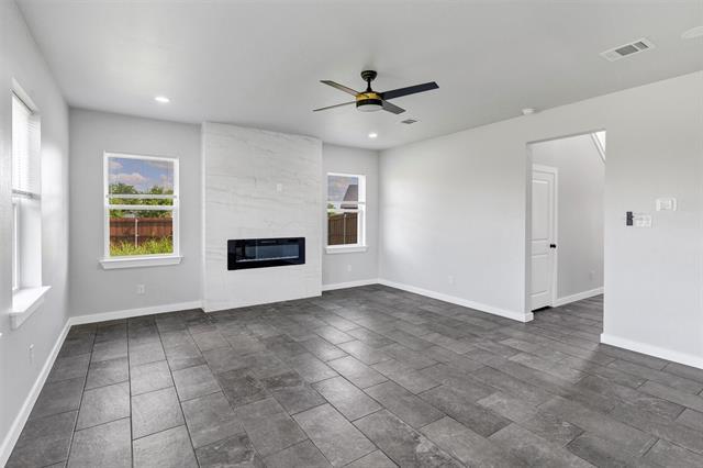 Building Photo - 576 Highview Ct