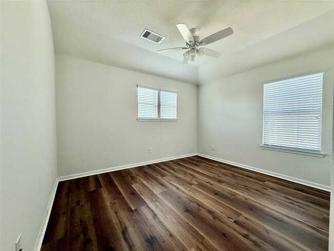 Building Photo - 5815 River Timber Trl