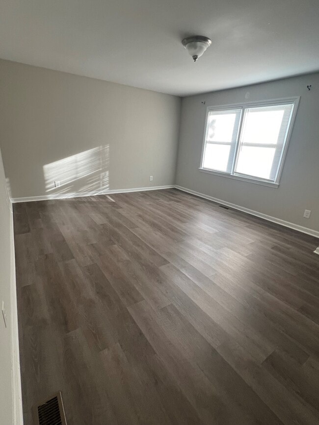 Building Photo - 9483 US-421