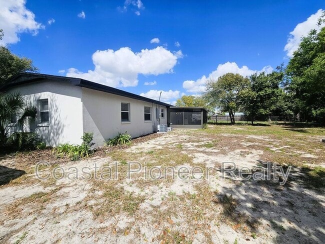 Building Photo - 8711 N Wick Pl