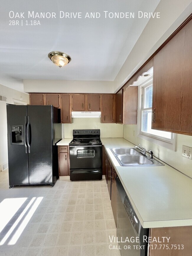 Building Photo - 188 Oak Manor Dr