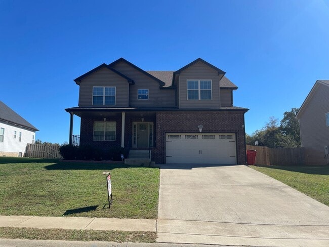 Primary Photo - 4 Bedroom 2 1/2 Bath Home For Rent Near Ex...