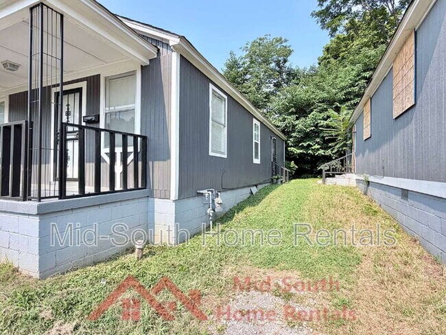 Building Photo - 1545 Patton St