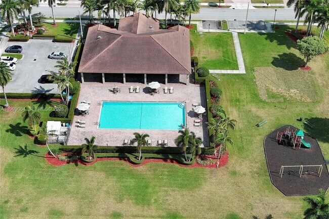 Building Photo - 15460 SW 119th St