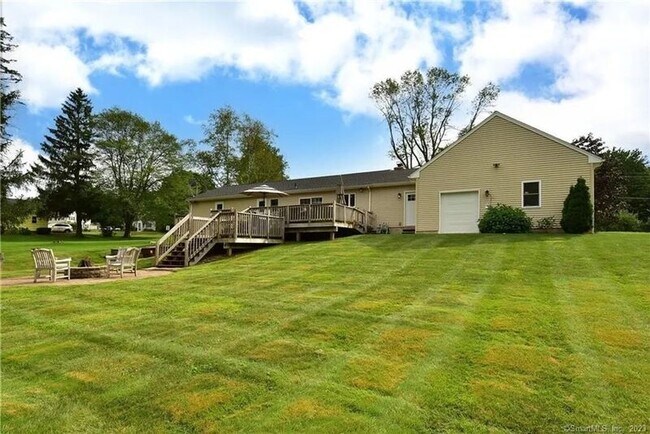 Building Photo - 281 Abbe Rd