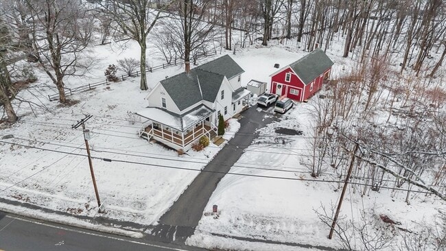 Building Photo - 656 Grove St