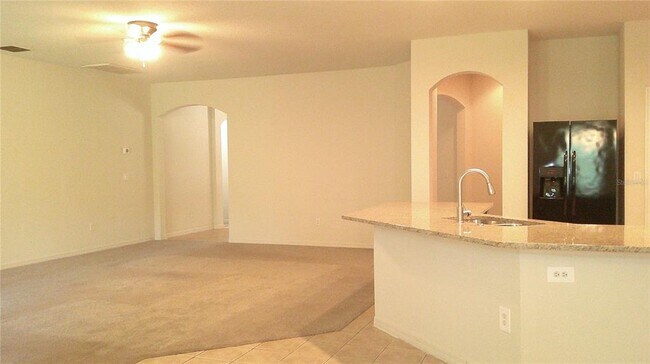 Building Photo - 609 Cedar Waxwing Dr