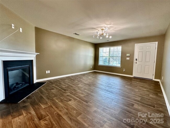 Building Photo - 1210 Leno Ln