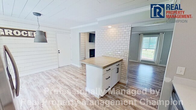 Building Photo - 4723 Waltmoor Rd