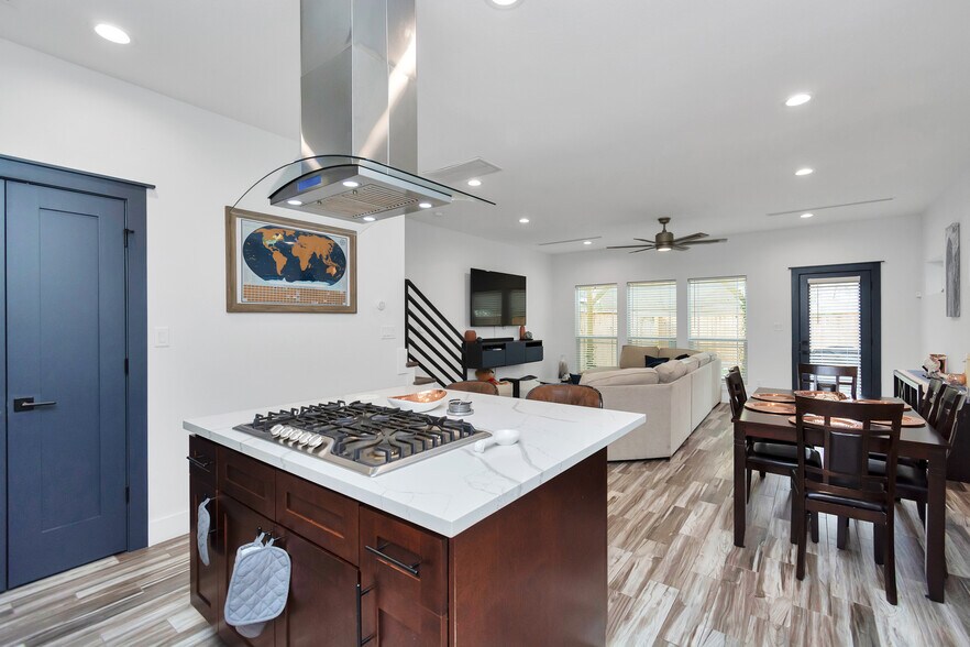 Kitchen - 4209 New Orleans St