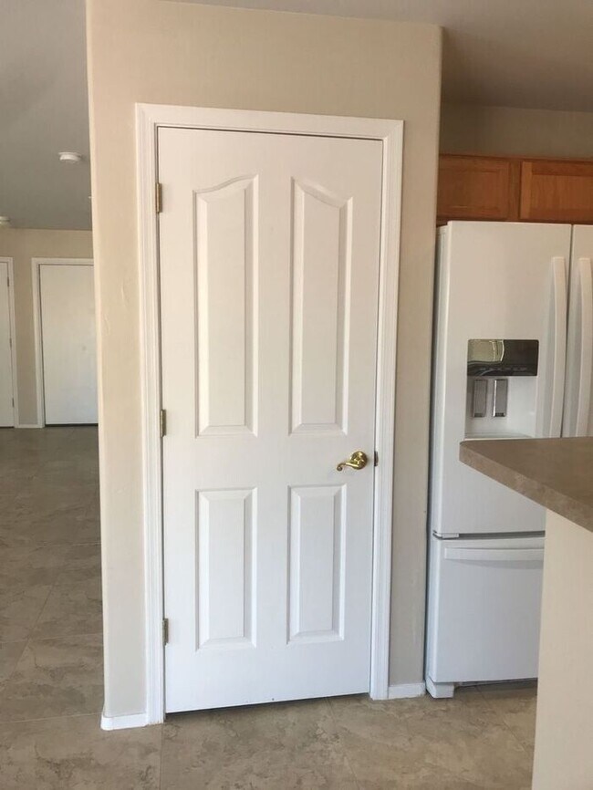 Building Photo - Spacious Marana Living with Loft & Low-Maintenance Appeal