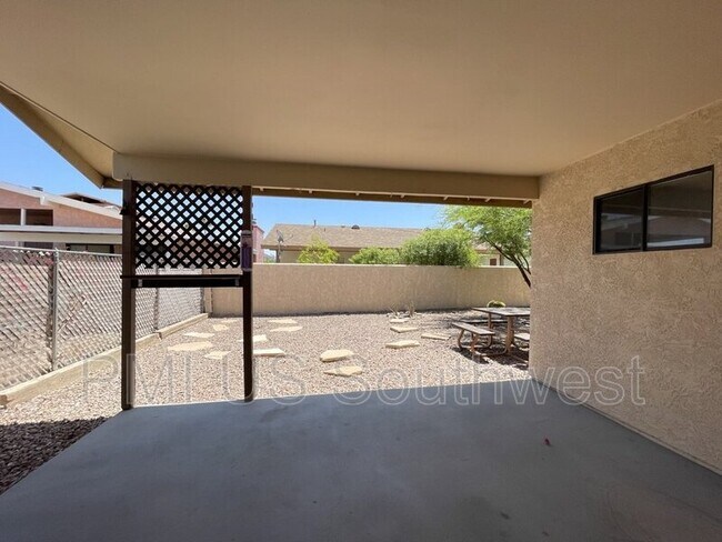 Building Photo - 1394 Mirada Dr