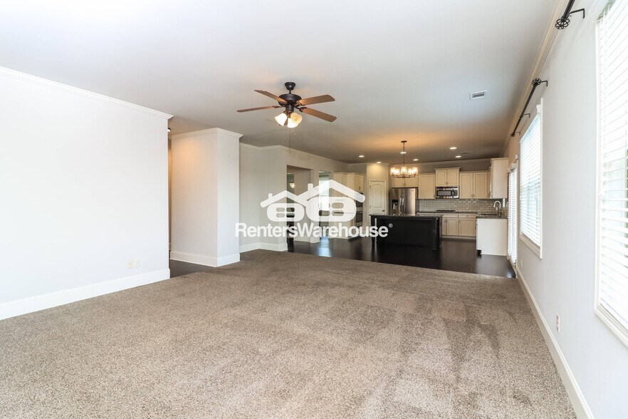 Building Photo - 6226 Discovery Ct