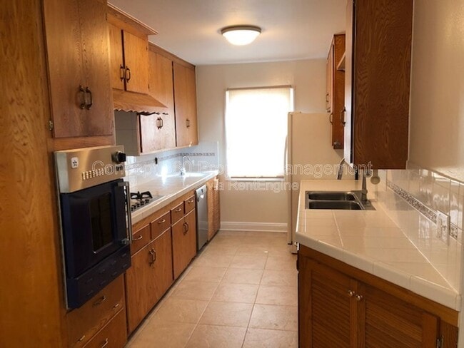 Building Photo - 20935 Conradi Ave