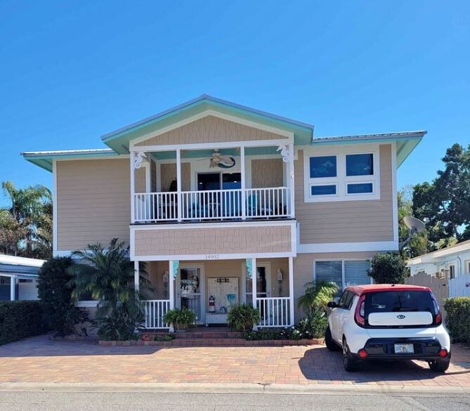 Building Photo - 14902 N Bayshore Dr