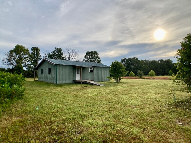 Building Photo - 4700 Norman Dr