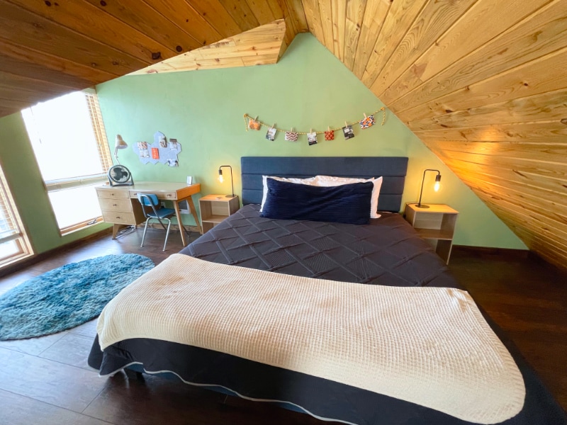 Building Photo - 411 W Quartz St