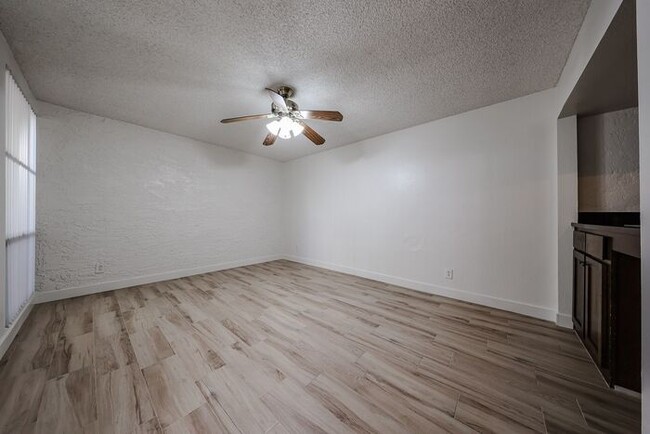 Building Photo - Amazing 3beds/2baths Townhome in Tempe!