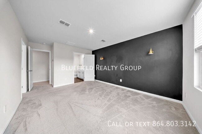 Building Photo - 158 Sarnesfield Wy
