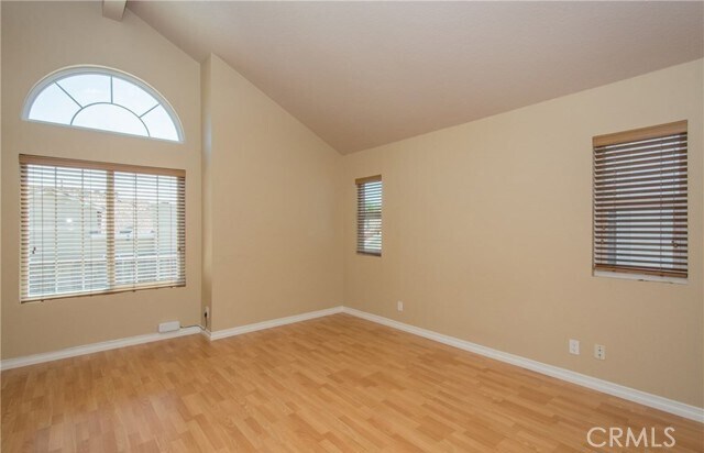 Building Photo - 24915 Via Sonoma