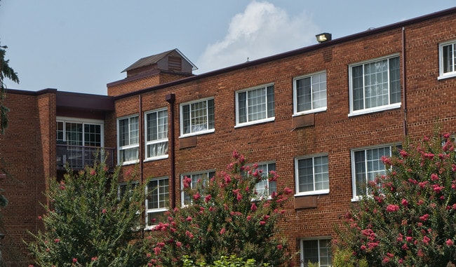 Building Photo - Rockford Apartments