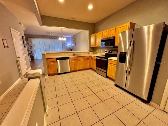 Building Photo - 26618 Castleview Way