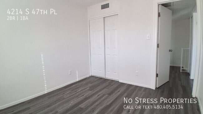 Building Photo - 4214 S 47th Pl