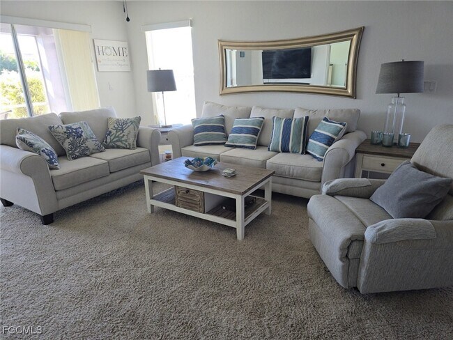 Building Photo - 1004 SW 48th Terrace