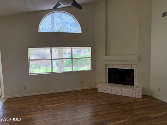 Building Photo - 9175 E Camino Del Santo