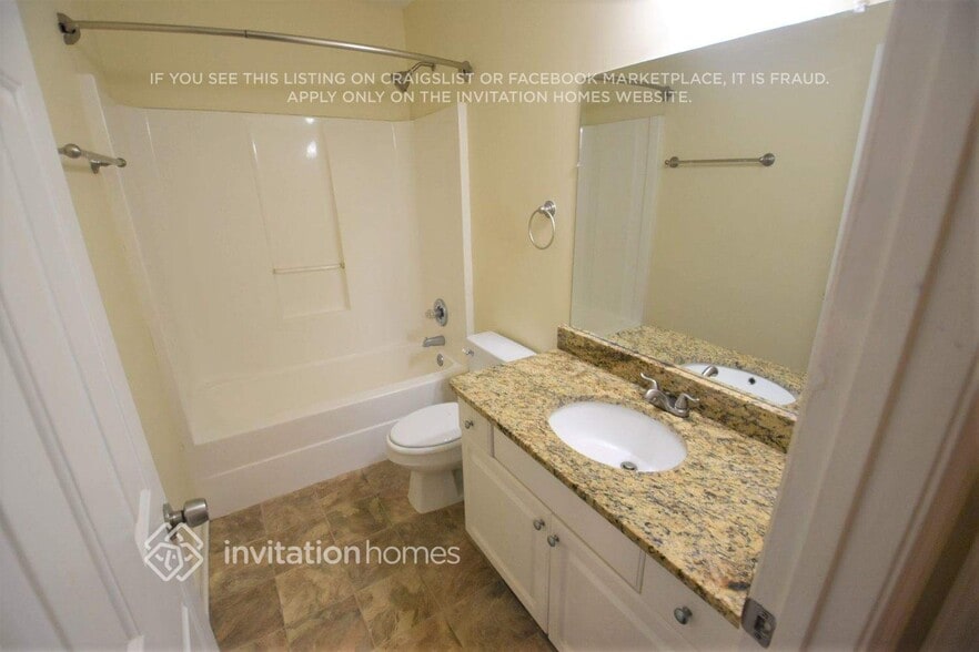 Building Photo - 4360 Riverlake Way
