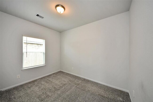 Building Photo - 15102 Wiltshire Castle Ln