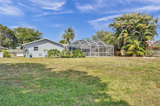 Building Photo - 116 Meadowlark Dr