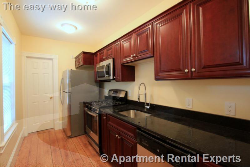 Primary Photo - 6 White Street Pl