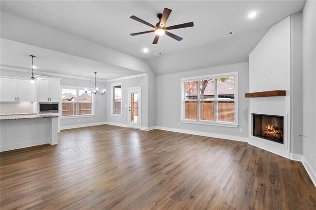 Building Photo - 3306 SW Rosemont Ave