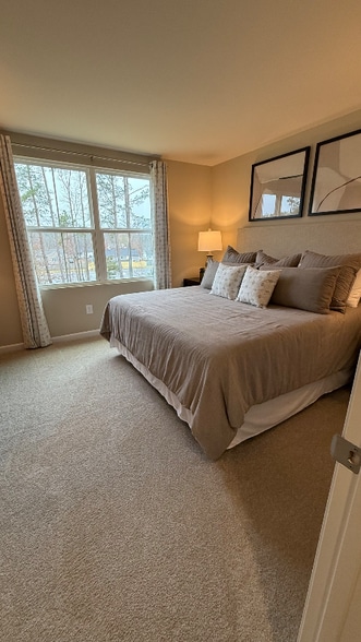 Building Photo - 109 Packett Ct