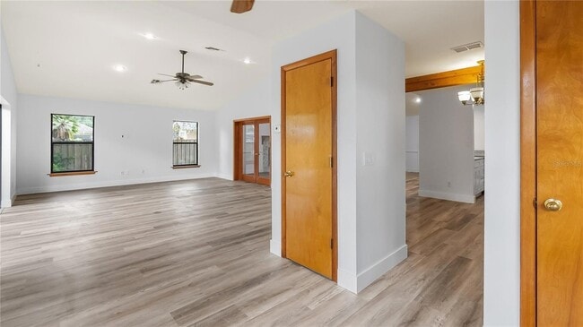 Building Photo - 901 Cutler Rd