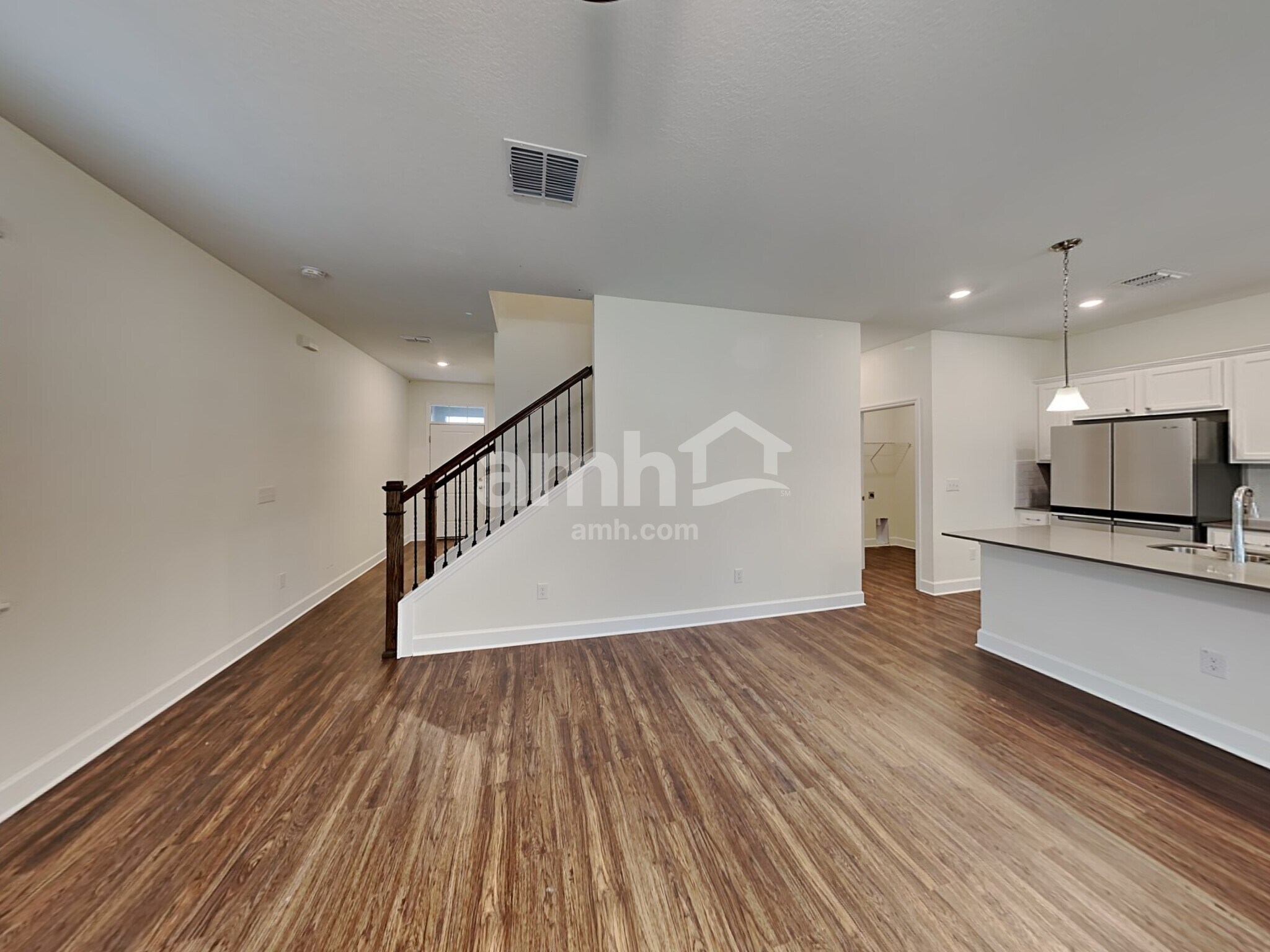 Building Photo - 29558 Cedar Waxwing Dr