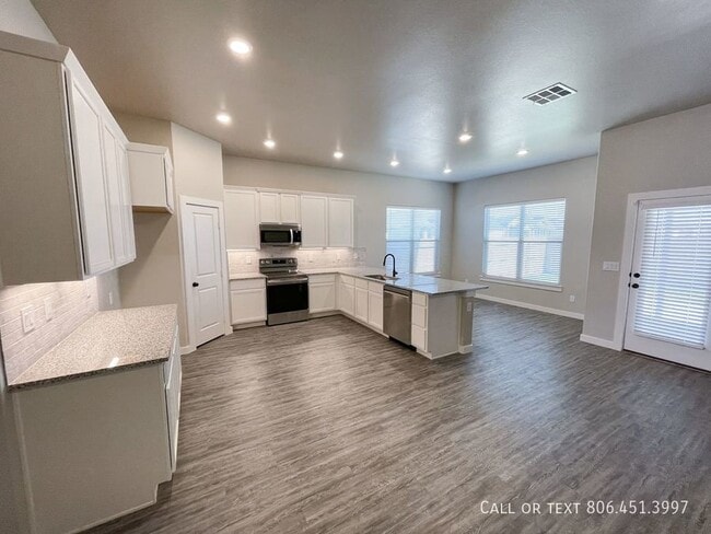 Building Photo - Beautiful 4/2 in Harvest Neighborhood!