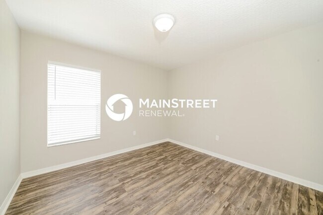 Building Photo - 3 Bedroom Pet-Friendly Home in Palmetto, FL with Main Street Renewal