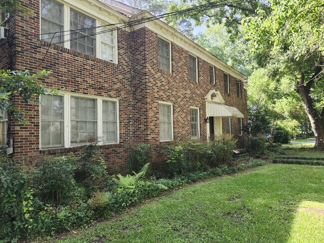 Building Photo - 3315 Southview Ave