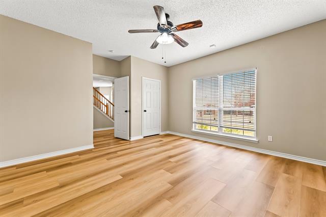 Building Photo - 1114 Hall Dr