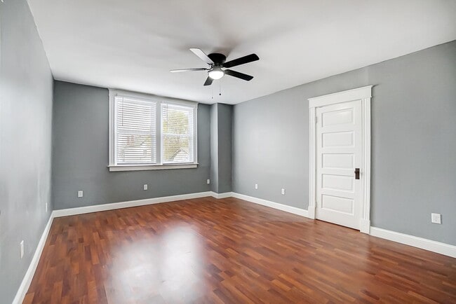 Building Photo - 1706 Sherman Ave