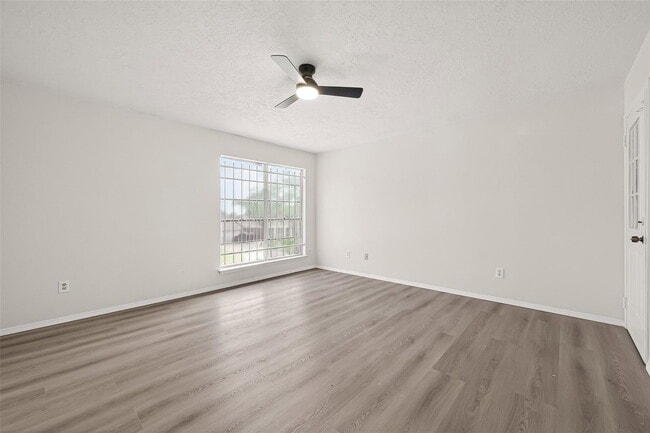 Building Photo - Beechbend Drive, Missouri City, TX 77489 - 4 BR 2.5 BA single-family home