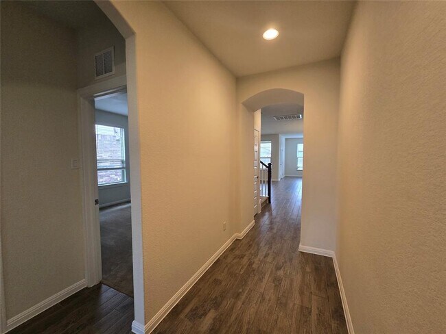 Building Photo - 16908 Borromeo Ave
