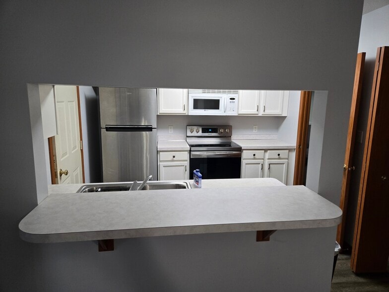 Building Photo - 393 Leeward Trl