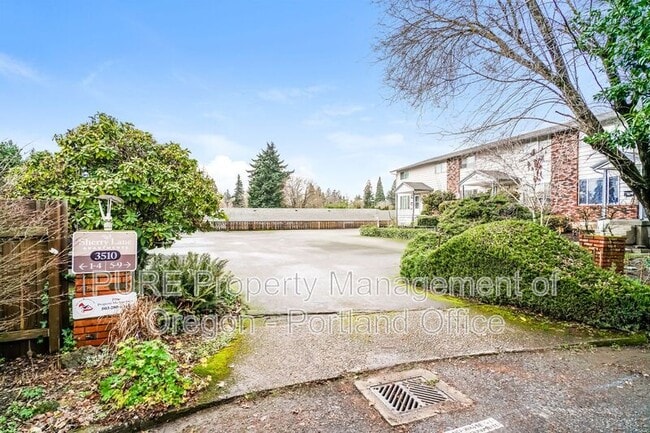 Building Photo - 3510 SE Sherry Ln