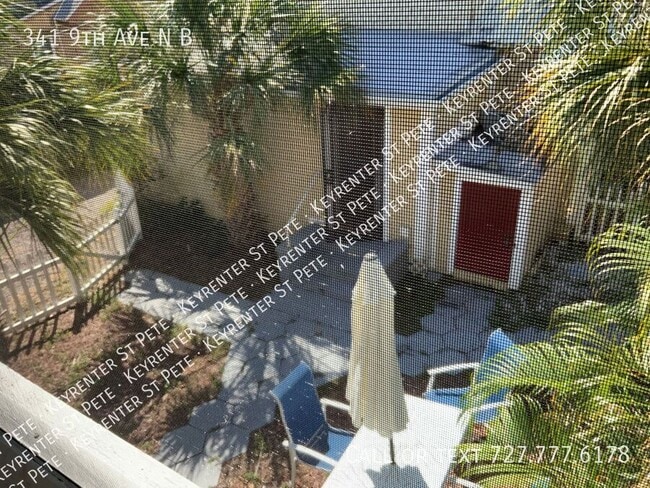 Building Photo - 341 9th Ave NE