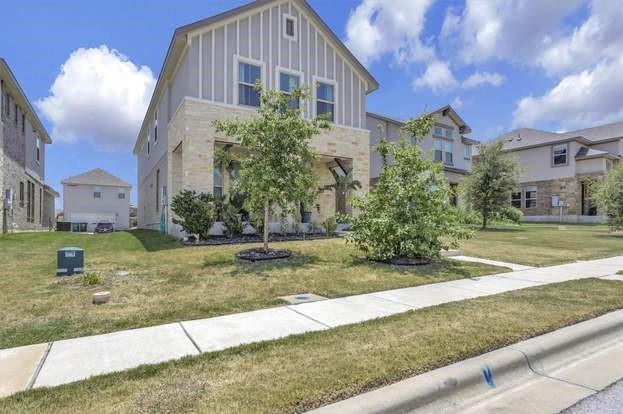 Building Photo - 2917 Harvester Ln